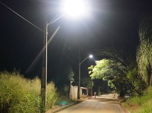 Implantação de lâmpadas de LED na Boca da Mata