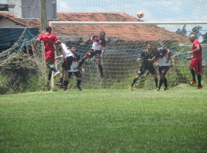 Arachás vence o Vila Nova de virada em jogo de 7 gols