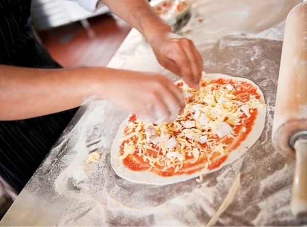 Curso de Pizzaiolo e Panificação para jovens de 14 a 17 anos