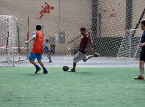 Futebol, brincadeiras e diversão no projeto Lobinho