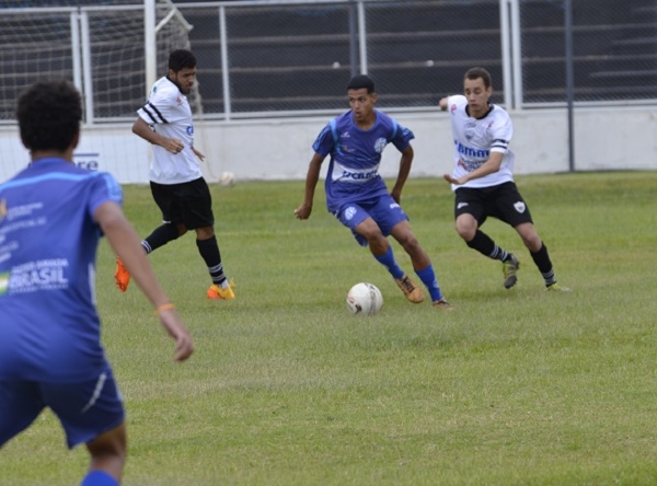 Dínamo intensifica preparação para Mineiro sub-15 e sub-17