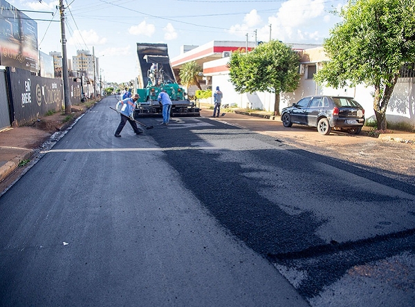 Rua do Fertiza recebe recapeamento após 30 anos