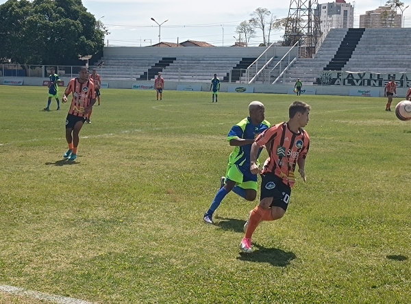 Três Colinas vence Capela e segue para a Semi do Ruralão