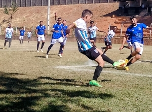 Amigos do Bom Gosto e Audax empatam com gols no final